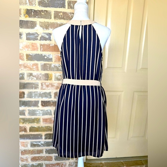 Ya Los Angeles Elegant Navy and Tan Striped Halter Dress Sz S - Picture 4 of 12